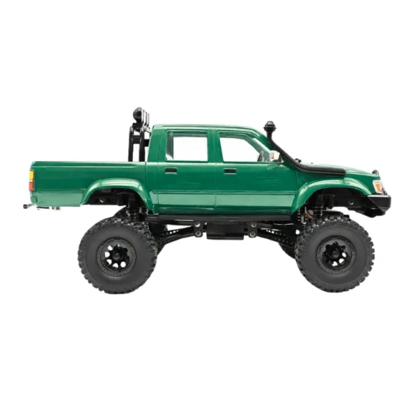 toyota hilux 96 wpl c64 auto rc escala 1-16 sobre superficie rocosa o fondo blanco
