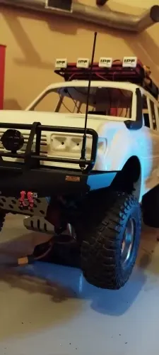 Antena plástica pequeña para vehículos RC a escala