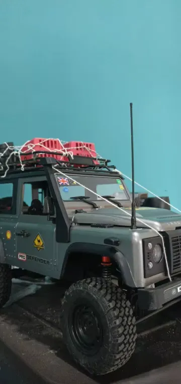 Antena plástica pequeña para vehículos RC a escala