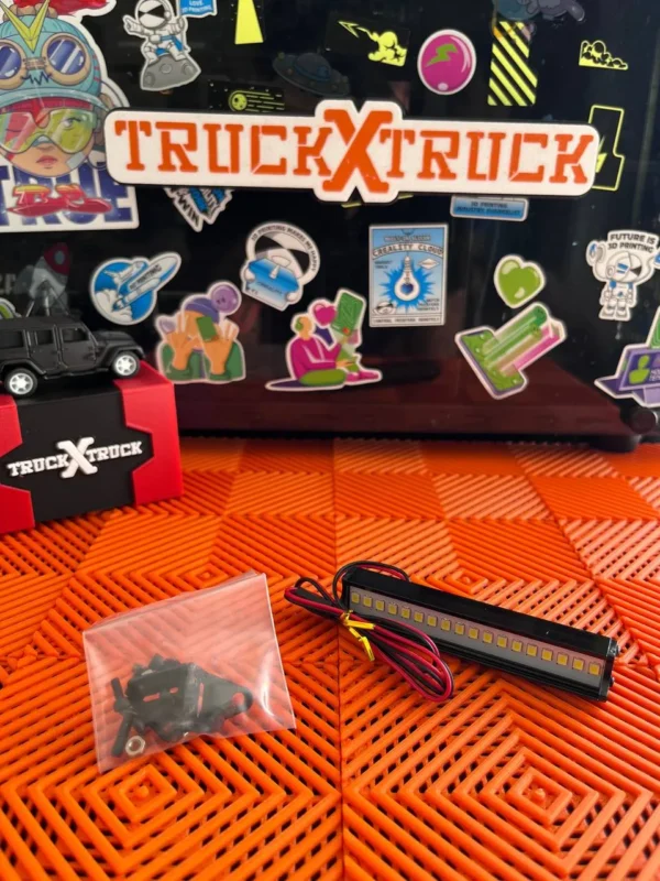 Barra de luz LED para camioneta RC tipo crawler a escala