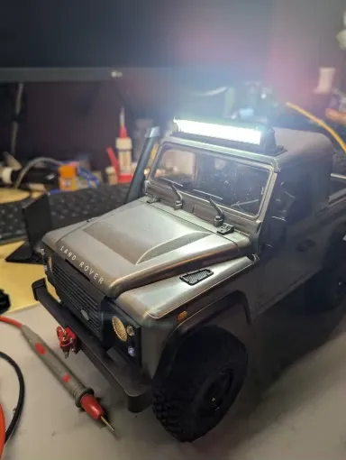 Barra de luz LED para camioneta RC tipo crawler a escala
