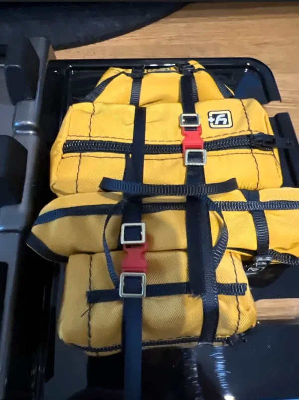 Correas de amarre ajustables para vehículos RC a escala